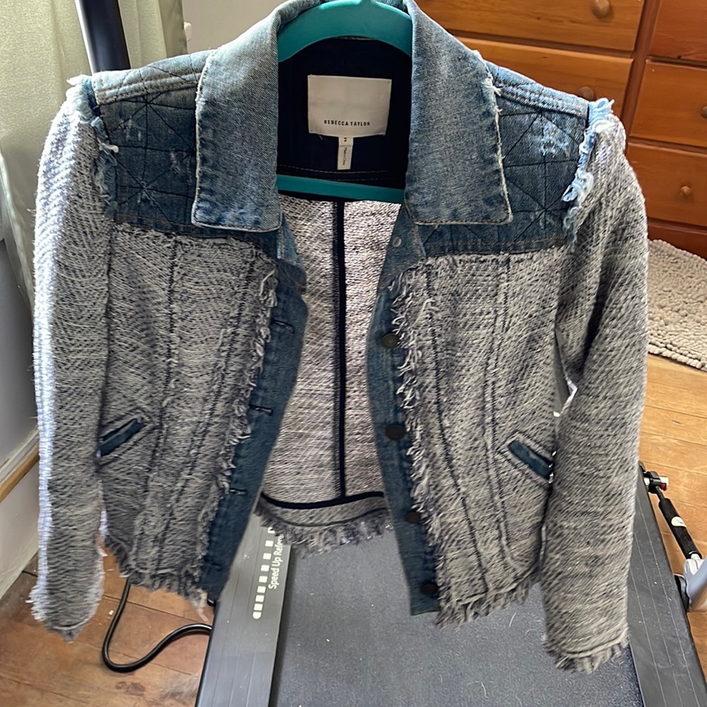 Cute jacket!!